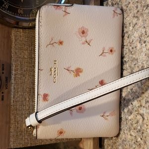 Coach Corner zip wristlet